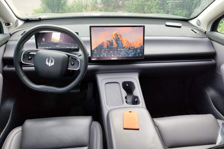 Used Leapmotor C10 2024 210 LiDAR Version Center Console