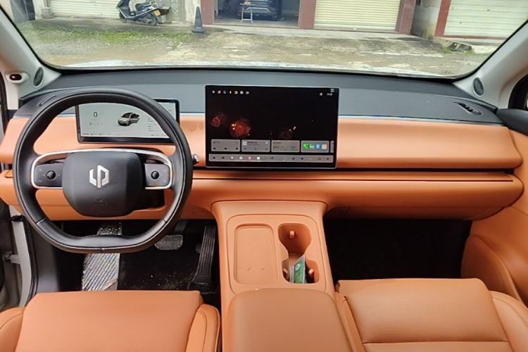 Used Leapmotor C10 2024 210 LiDAR Version Center Console