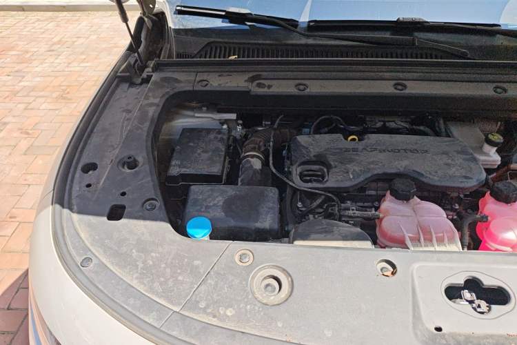 Used Leapmotor C10 2024 210 LiDAR Version Engine Bay Right