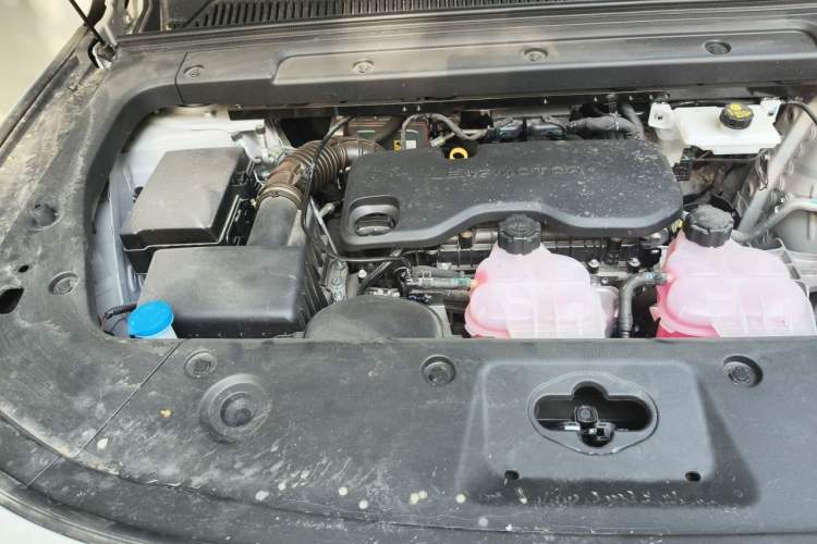 Used Leapmotor C10 2024 210 LiDAR Version Engine Bay Right