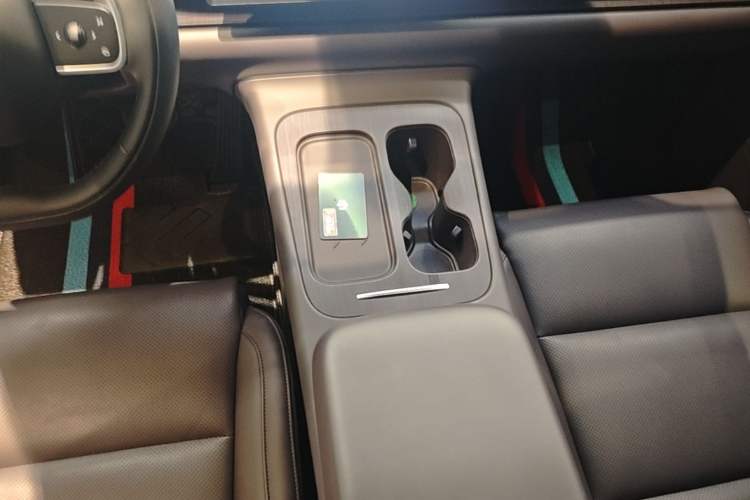 Used Leapmotor C10 2024 210 LiDAR Version Gear Lever