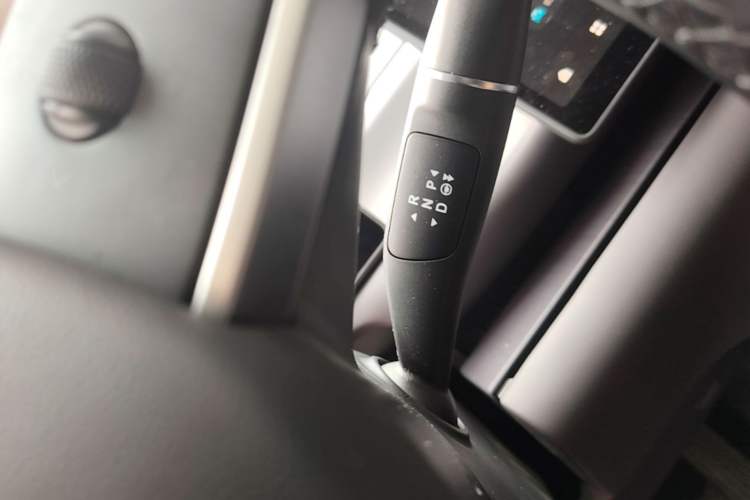 Used Leapmotor C10 2024 210 Smart Edition Gear Lever