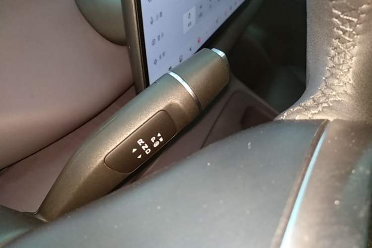 Used Leapmotor C10 2024 210 Smart Edition Gear Lever