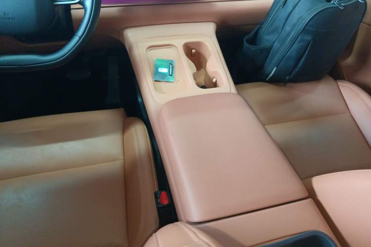 Used Leapmotor C10 2024 530 Smart Edition Gear Lever