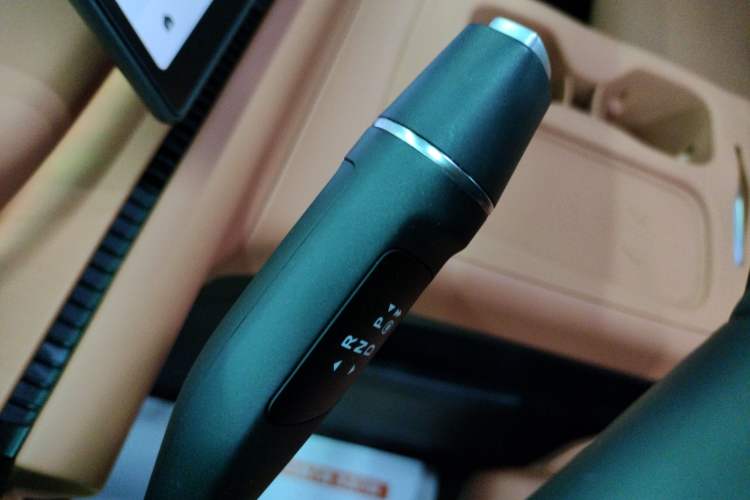 Used Leapmotor C10 2024 210 Comfort Edition Gear Lever