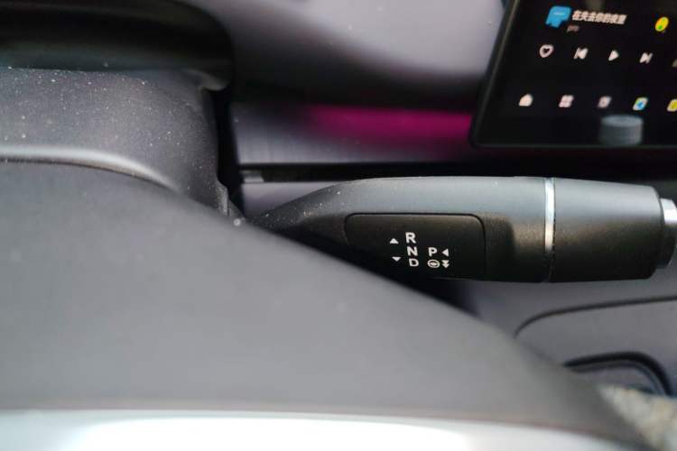 Used Leapmotor C10 2024 530 Smart Edition Gear Lever