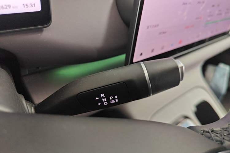 Used Leapmotor C10 2024 210 LiDAR Version Gear Lever