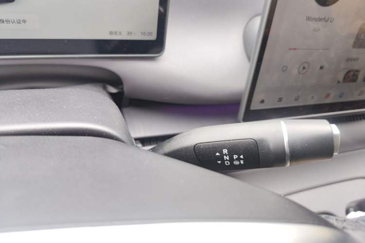Used Leapmotor C10 2024 530 Smart Edition Gear Lever