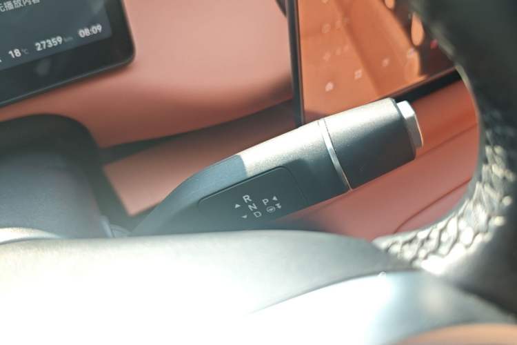 Used Leapmotor C10 2024 210 Comfort Edition Gear Lever