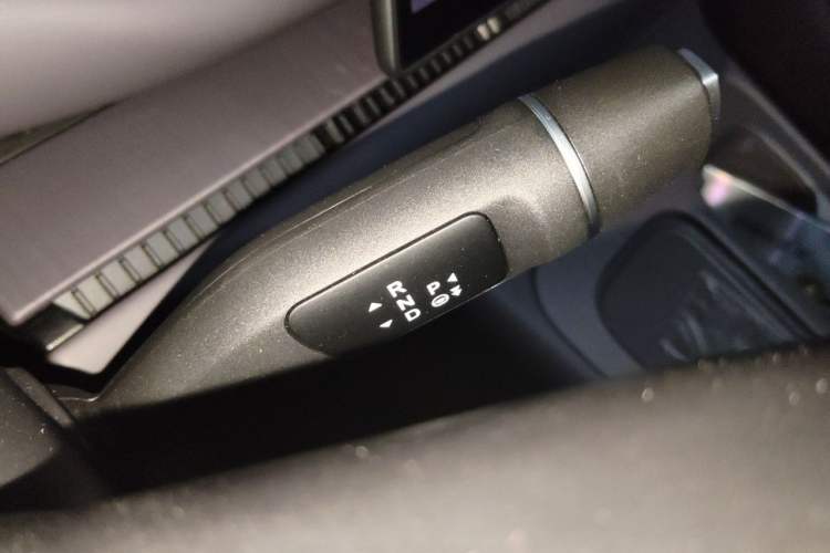 Used Leapmotor C10 2024 530 Comfort Edition Gear Lever