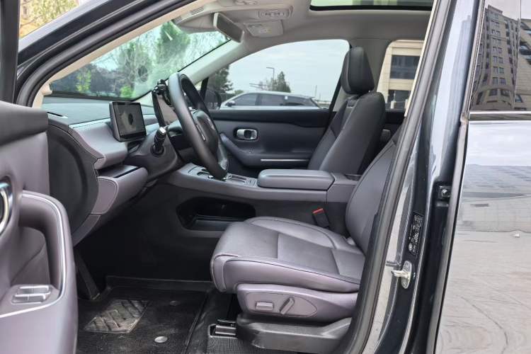 Used Leapmotor C10 2024 210 LiDAR Version Interior 4