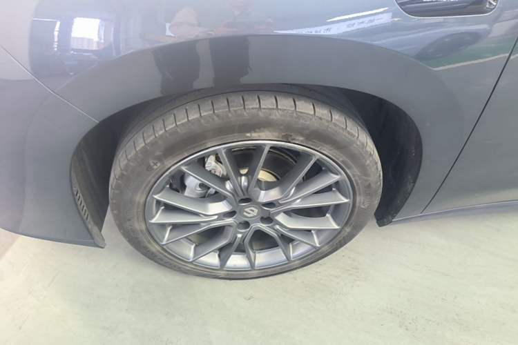 Used Leapmotor C10 2024 530 Comfort Edition Left Front Wheel Hub
