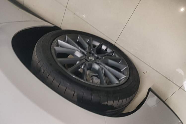Used Leapmotor C10 2024 530 Comfort Edition Left Front Wheel Hub