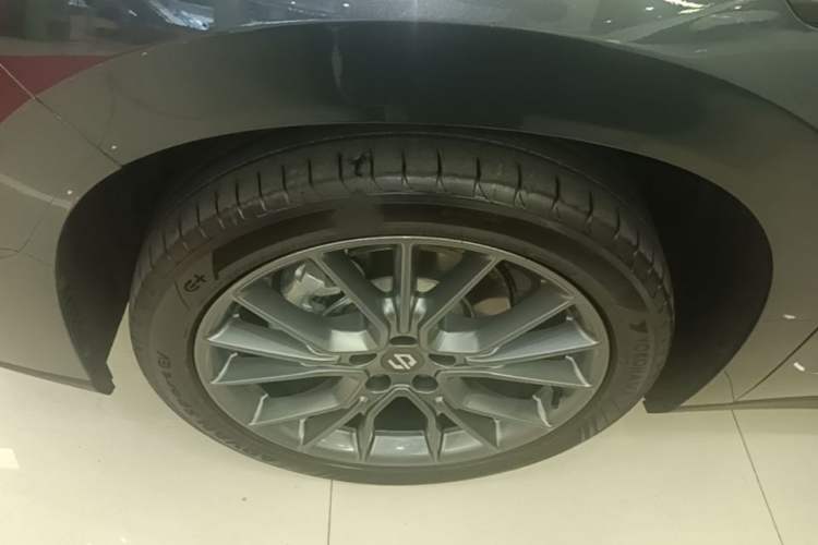 Used Leapmotor C10 2024 530 Comfort Edition Left Front Wheel Hub