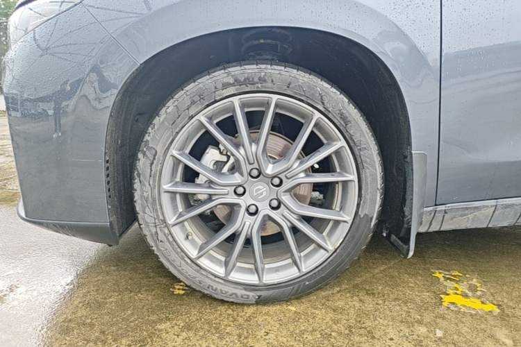 Used Leapmotor C10 2024 530 Comfort Edition Left Front Wheel Hub