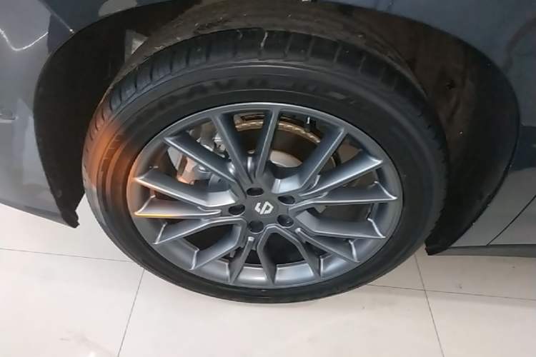 Used Leapmotor C10 2024 210 Smart Edition Left Front Wheel Hub