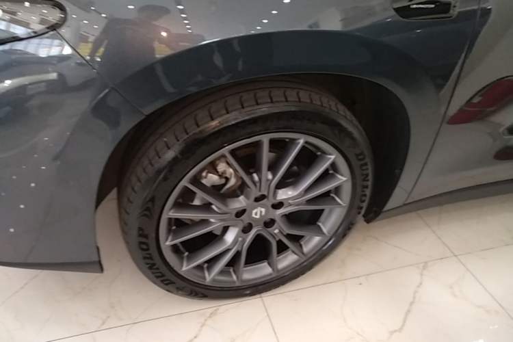 Used Leapmotor C10 2024 210 Smart Edition Left Front Wheel Hub