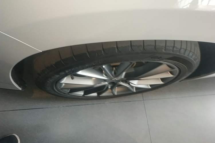 Used Leapmotor C10 2024 530 Smart Edition Left Front Wheel Hub