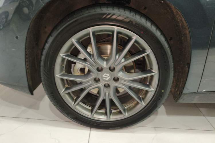 Used Leapmotor C10 2024 530 LiDAR Edition Left Front Wheel Hub