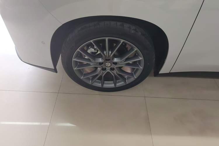 Used Leapmotor C10 2024 530 Smart Edition Left Front Wheel Hub