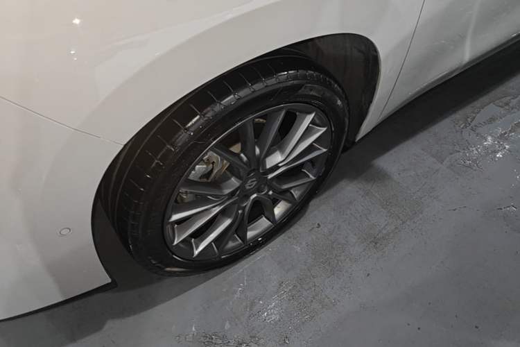 Used Leapmotor C10 2024 210 Smart Edition Left Front Wheel Hub