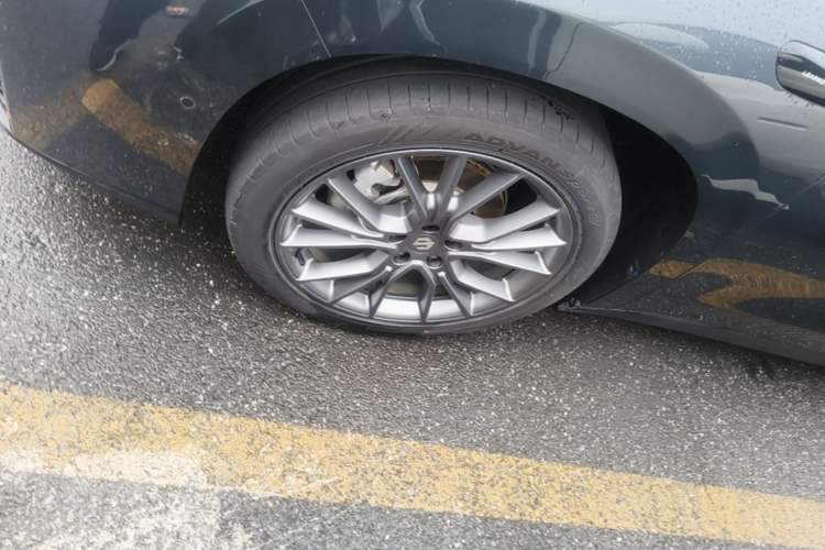 Used Leapmotor C10 2024 530 LiDAR Edition Left Front Wheel Hub