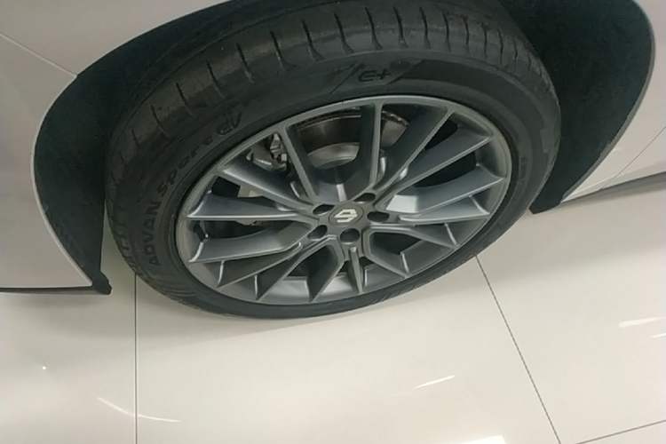 Used Leapmotor C10 2024 530 Comfort Edition Left Front Wheel Hub