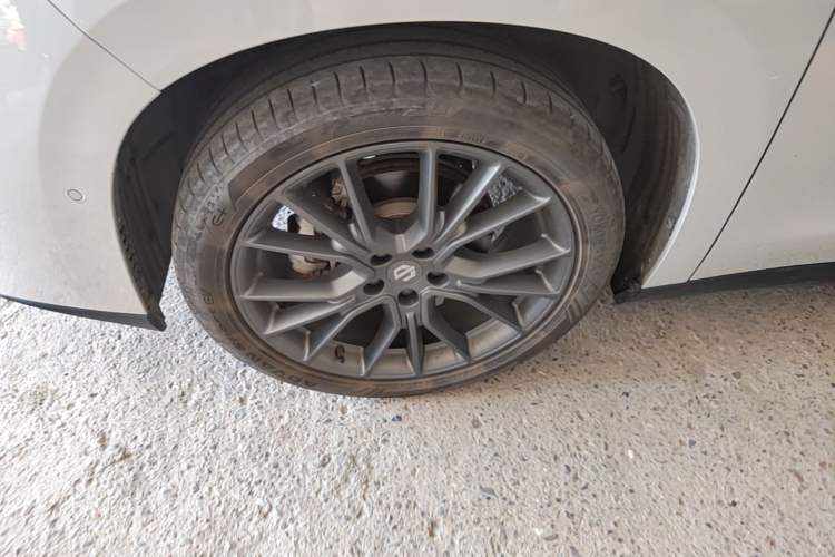 Used Leapmotor C10 2024 530 Smart Edition Left Front Wheel Hub