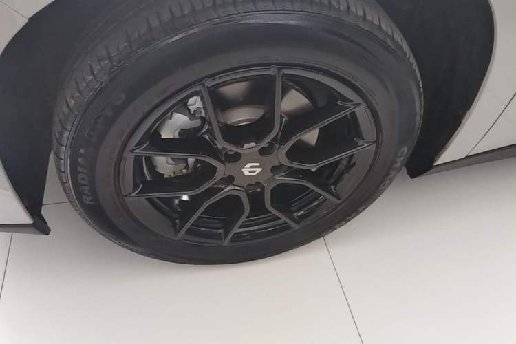 Used Leapmotor C10 2024 530 Smart Edition Left Front Wheel Hub