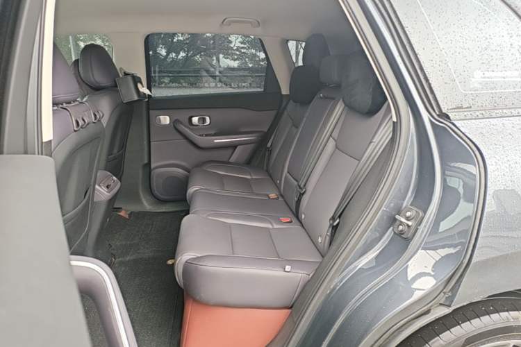 Used Leapmotor C10 2024 530 Comfort Edition Left Rear Seat