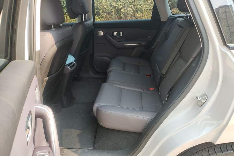 Used Leapmotor C10 2024 530 Comfort Edition Left Rear Seat