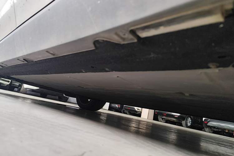 Used Leapmotor C10 2024 530 Comfort Edition Left Side Sill