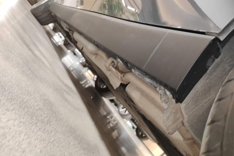 Used Leapmotor C10 2024 210 LiDAR Version Left Side Sill