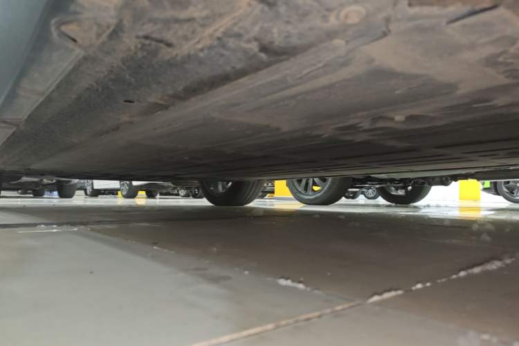 Used Leapmotor C10 2024 530 Smart Edition Left Side Sill