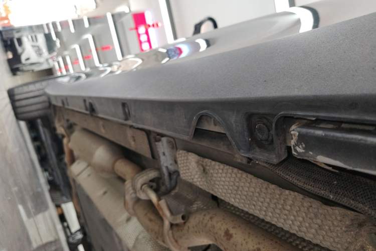 Used Leapmotor C10 2024 210 LiDAR Version Left Side Sill