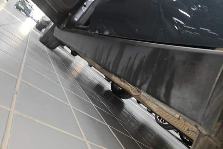 Used Leapmotor C10 2024 210 LiDAR Version Left Side Sill