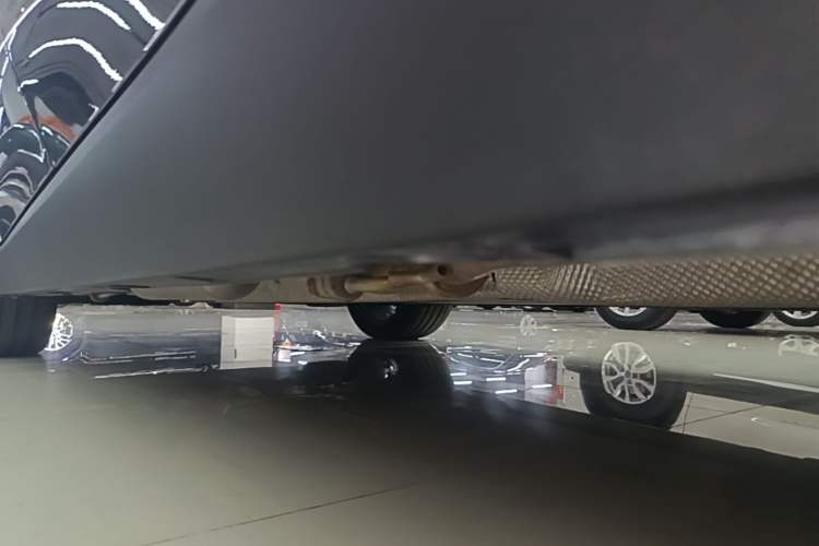 Used Leapmotor C10 2024 210 LiDAR Version Left Side Sill