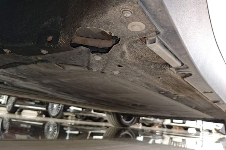 Used Leapmotor C10 2024 530 Smart Edition Left Side Sill