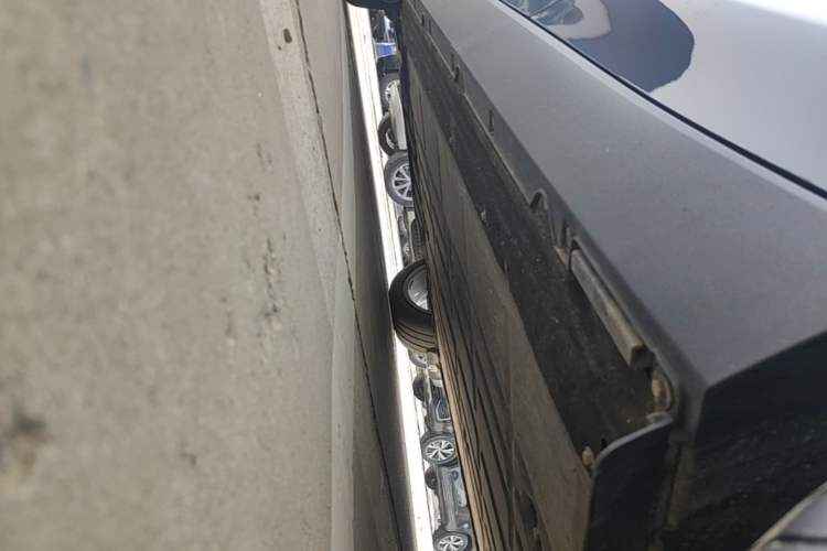 Used Leapmotor C10 2024 530 Comfort Edition Left Side Sill