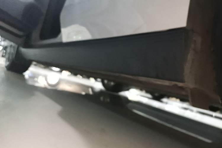 Used Leapmotor C10 2024 530 LiDAR Edition Left Side Sill