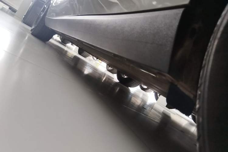 Used Leapmotor C10 2024 530 Smart Edition Left Side Sill