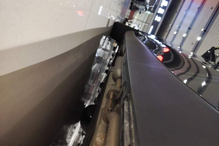 Used Leapmotor C10 2024 210 LiDAR Version Left Side Sill