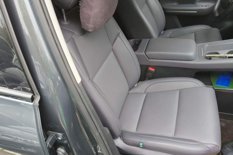Used Leapmotor C10 2024 530 Smart Edition Right Front Seat