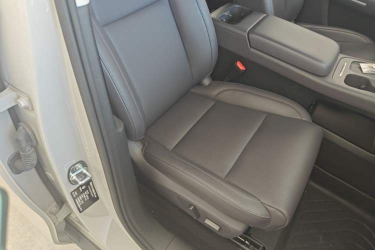Used Leapmotor C10 2024 410 Comfort Edition Right Front Seat