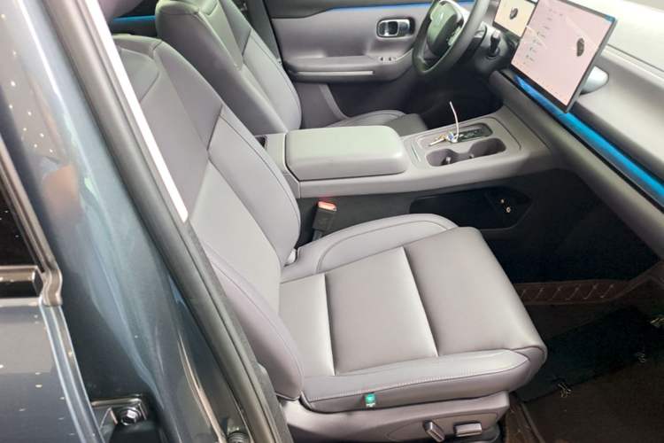 Used Leapmotor C10 2024 210 Smart Edition Right Front Seat