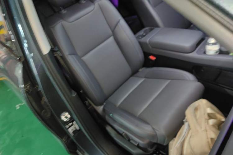 Used Leapmotor C10 2024 530 Smart Edition Right Front Seat