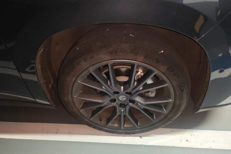 Used Leapmotor C10 2024 530 Smart Edition Right Front Wheel Hub