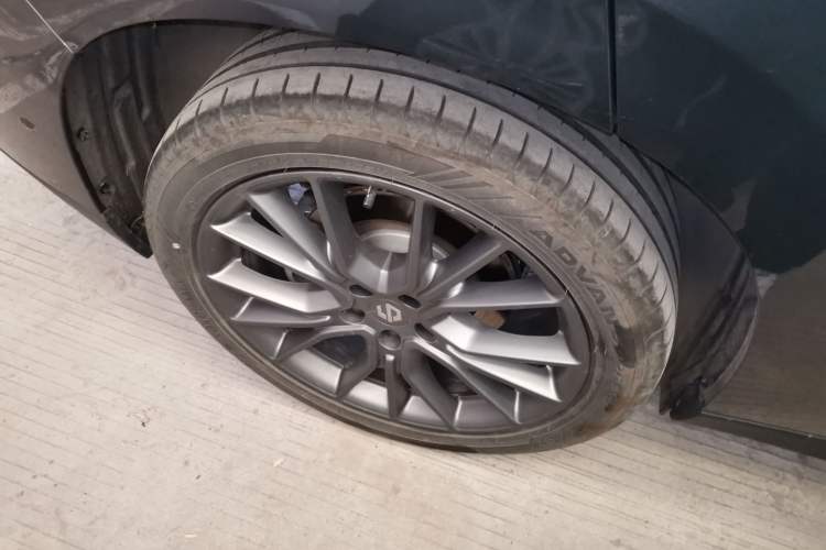 Used Leapmotor C10 2024 530 LiDAR Edition Right Rear Wheel Hub