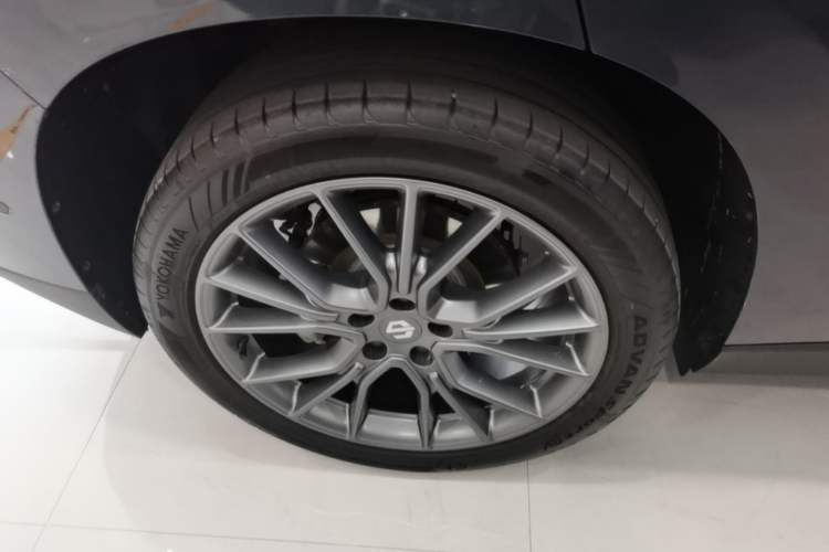 Used Leapmotor C10 2024 210 Smart Edition Right Rear Wheel Hub