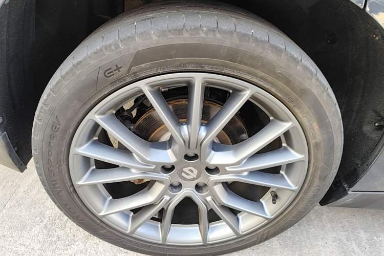 Used Leapmotor C10 2024 530 Comfort Edition Right Rear Wheel Hub